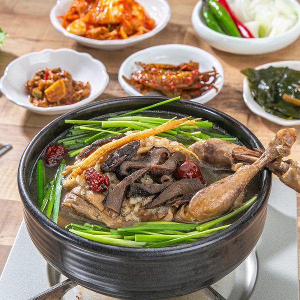 삼계탕 능이버섯 삼계탕 능이삼계탕 복날 보양식 1.2kg * 3팩 (총 3.6kg) 대표이미지 섬네일