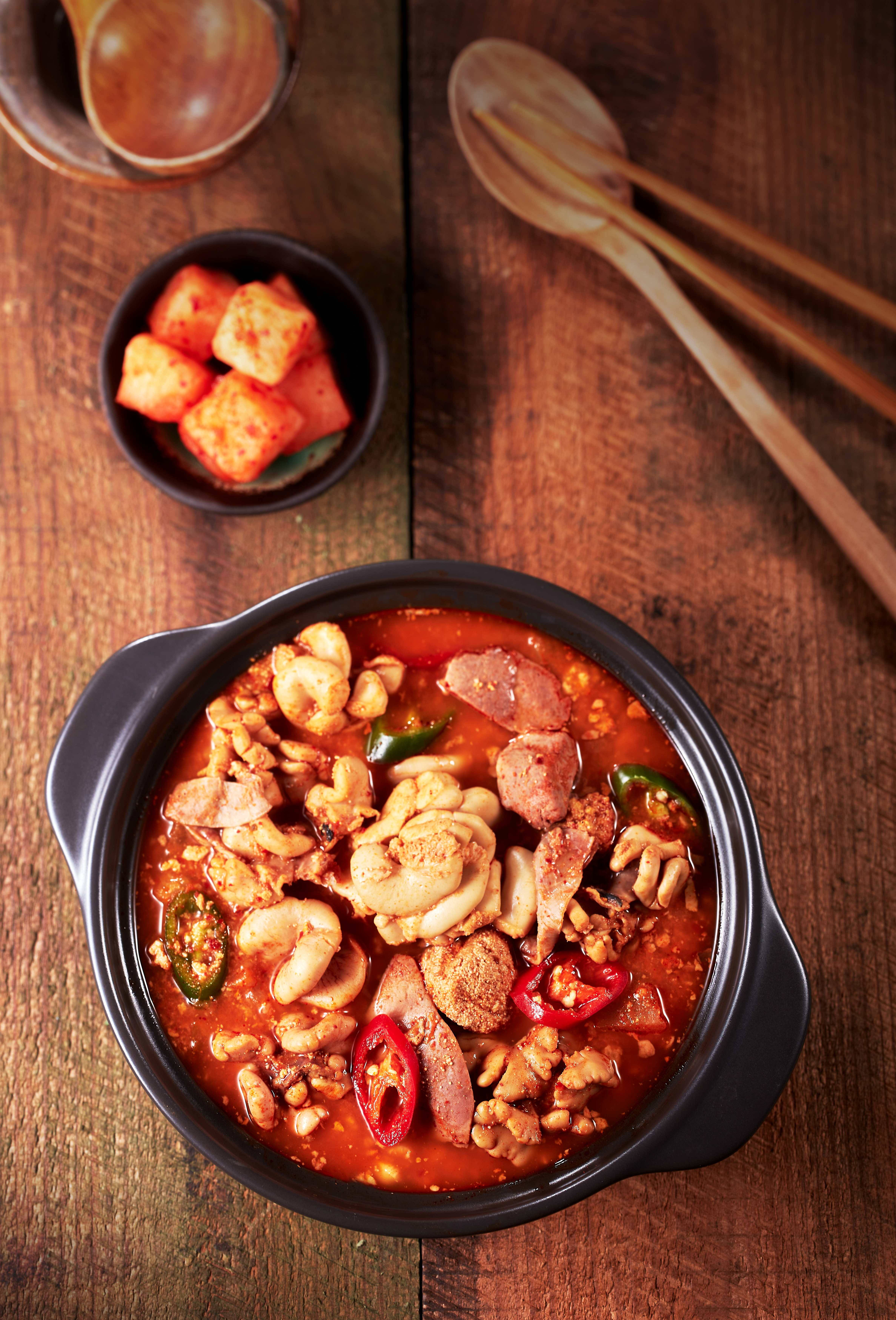 백년가게 조씨집 팔뚝탕2인분 900g