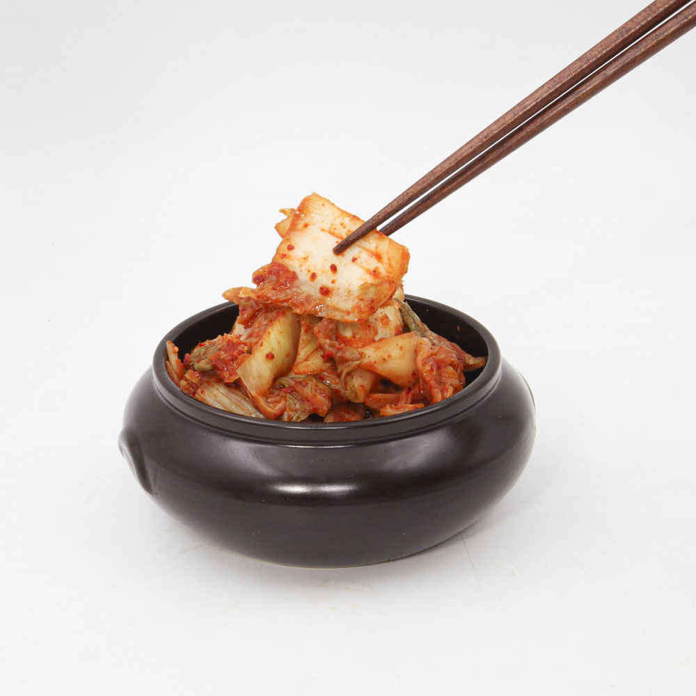 썰어 담아 바로 먹는 간편하고 아삭한 맛김치