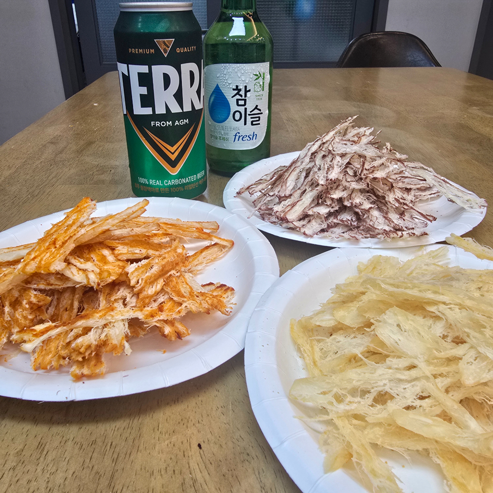 통째로 구운 버터구이 오징어 50cm 대왕오징어 구이 간식 술안주 100g
