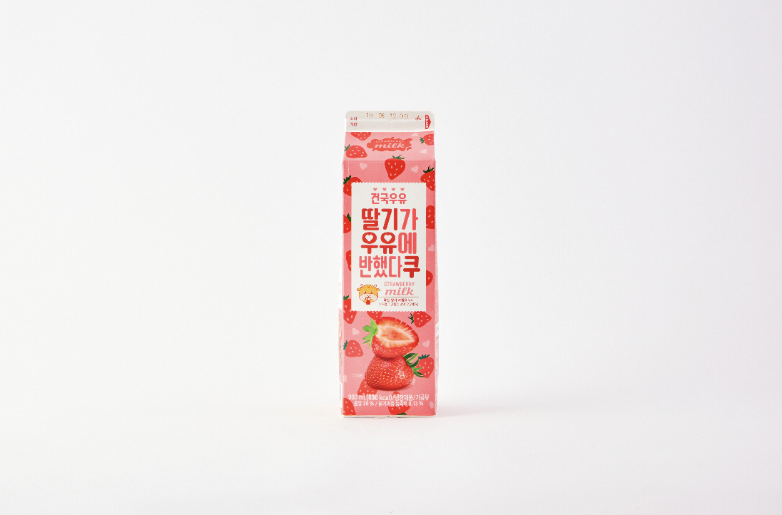 건국우유 딸기가 우유에 반했다쿠 (900ml)