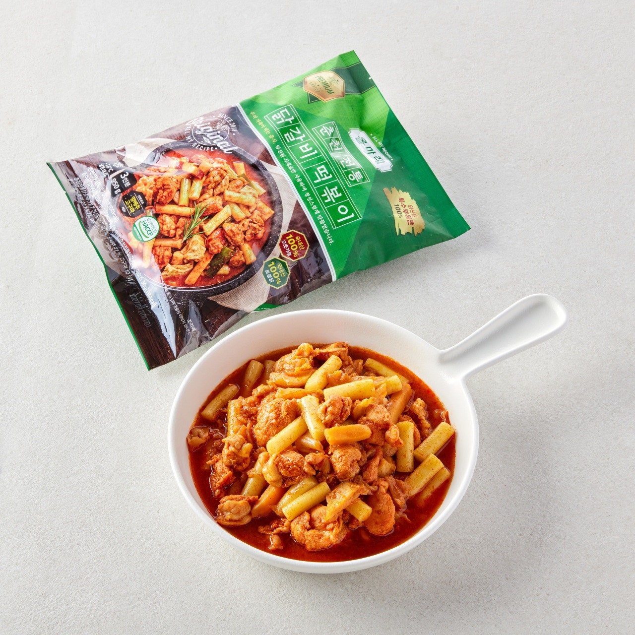 [입점특가] 올마레 춘천 전통 닭갈비 떡볶이 (950g)