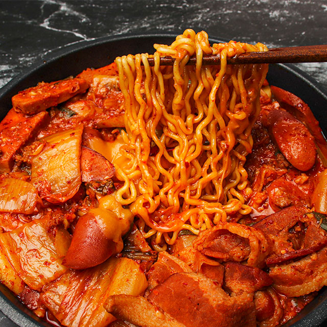 햄가득 의정부 부대찌개거리 맛집, 부대볶음 (2인분,라면사리포함)