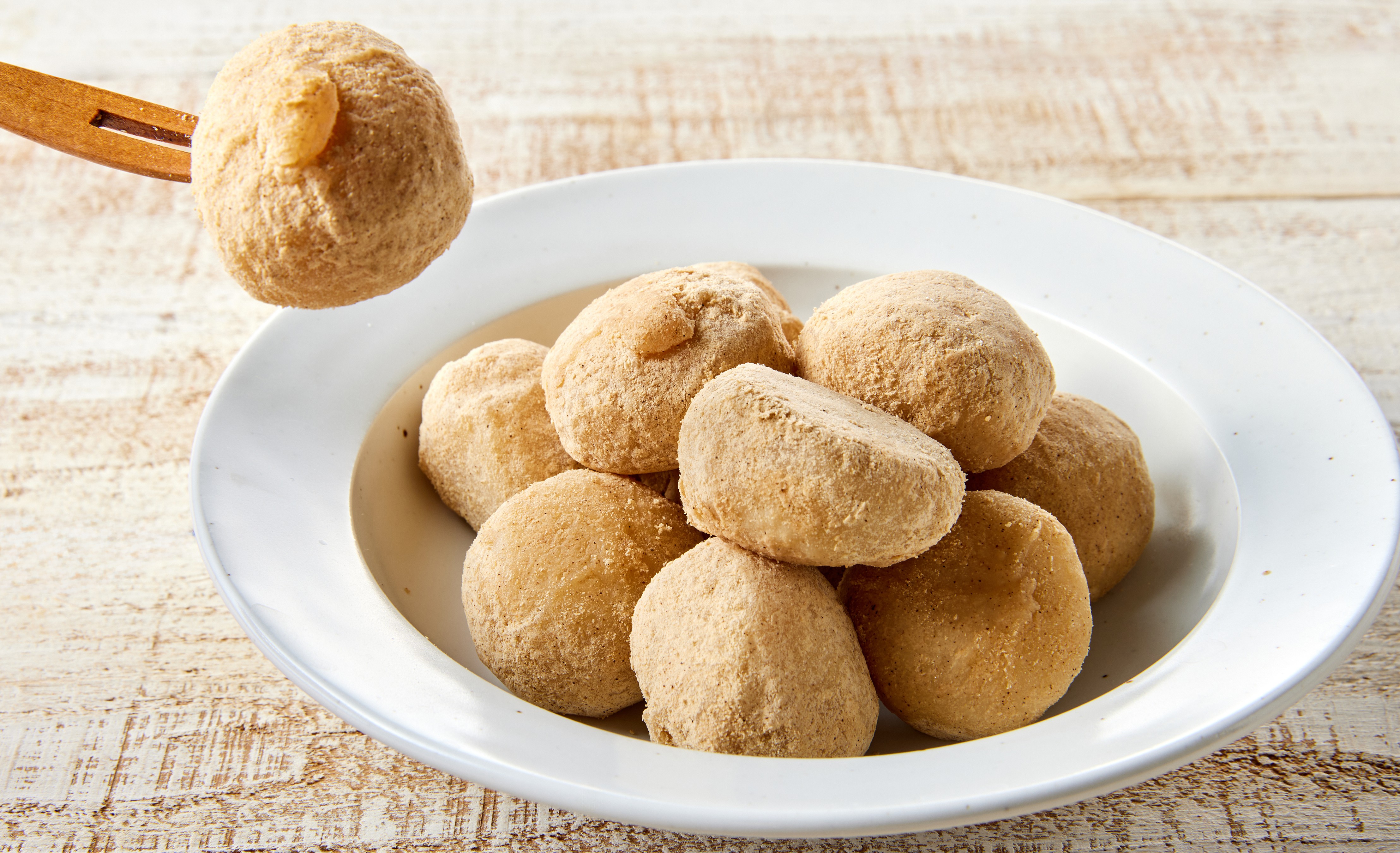 [리뉴얼]콩 인절미 (600g) (100g x 6개)