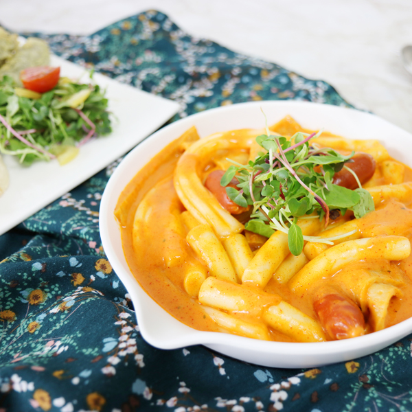 매운 로제 떡볶이 밀키트 2~3인분 / 600g 