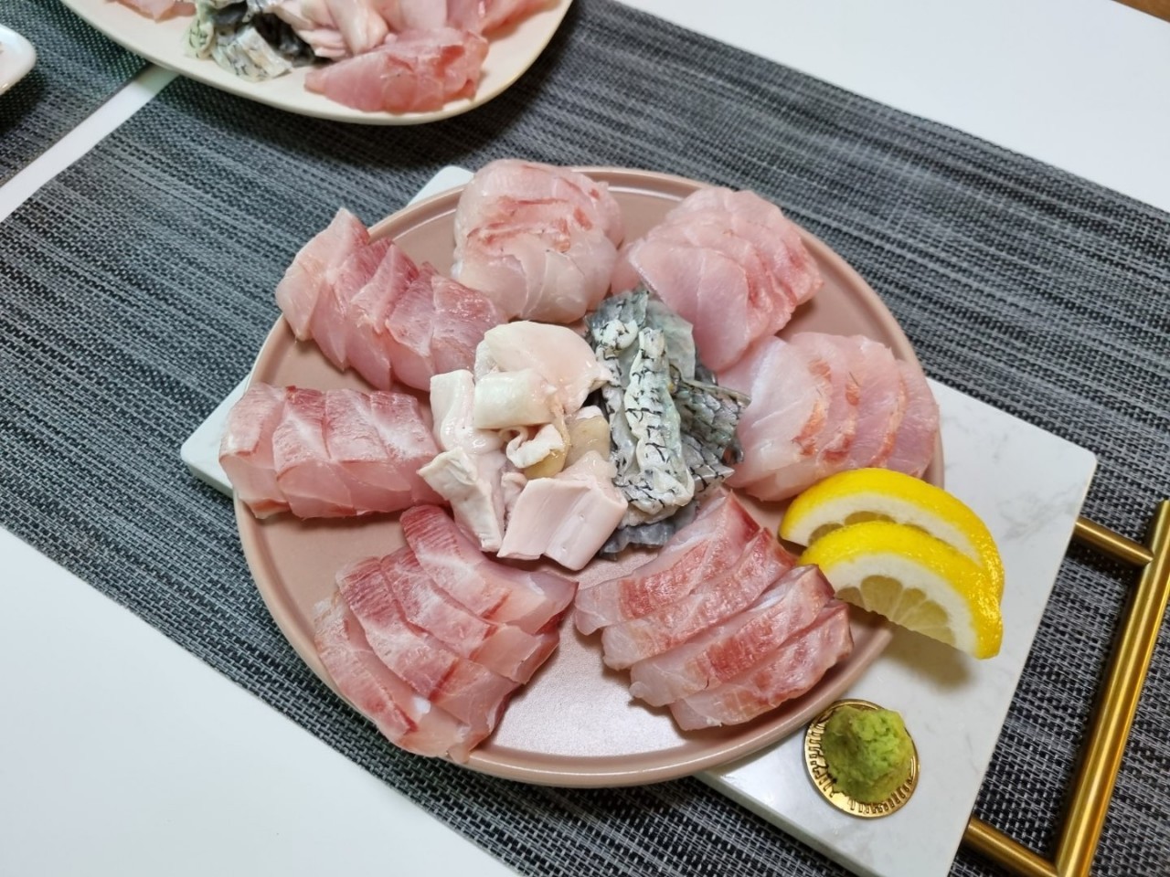 신안 목포 자연산 민어 한마리 