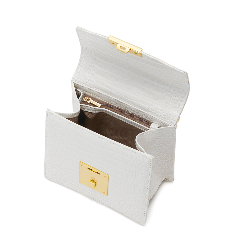 칼린 모드백 아이보리