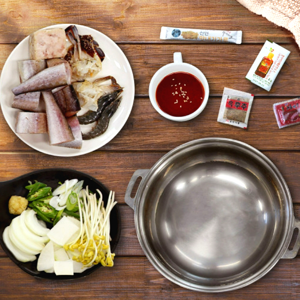 얼큰동태탕 동태탕 밀키트 해산물 해장국 홈쿡 속풀이 혼술 안주 양푼이