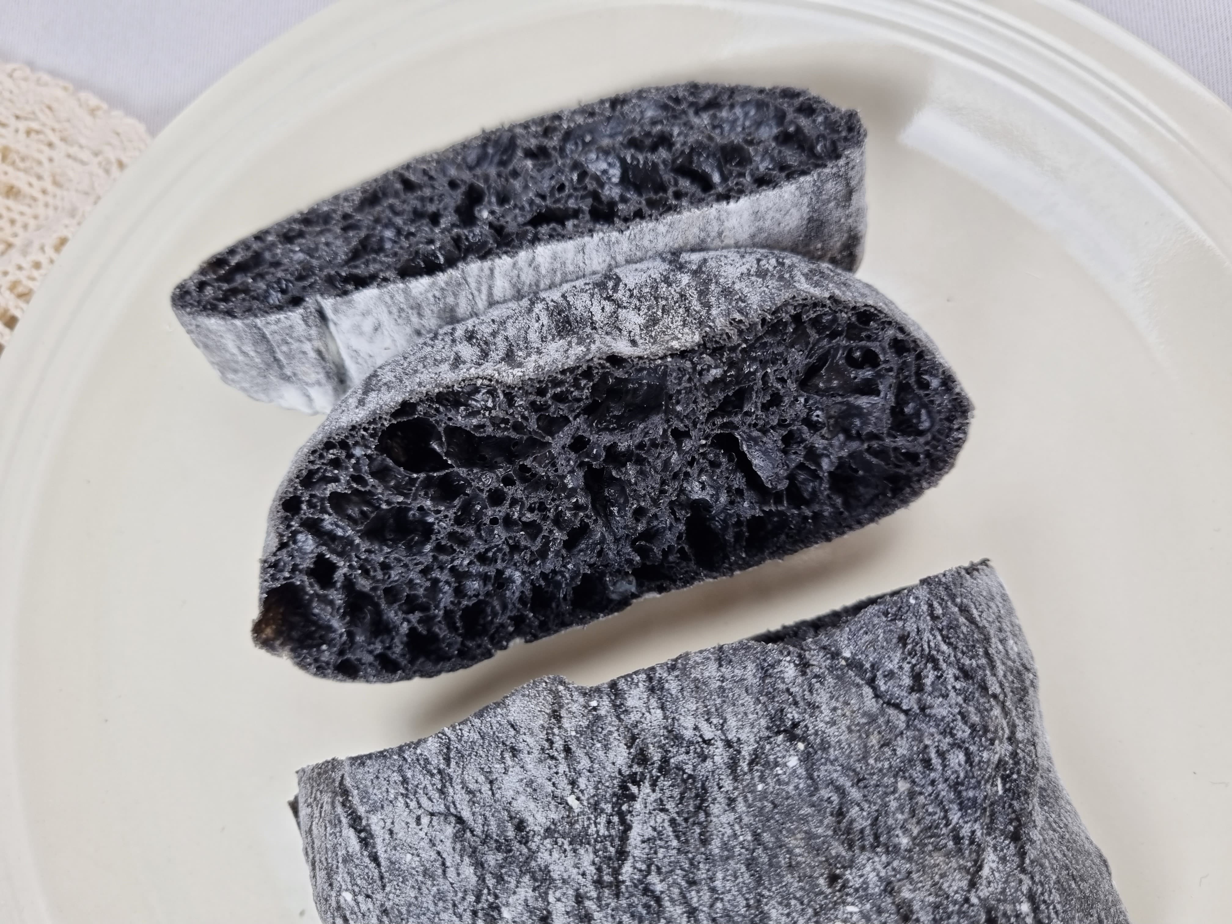 우리밀 오징어먹물 치아바타 (90g x 3개입) 대표이미지 섬네일