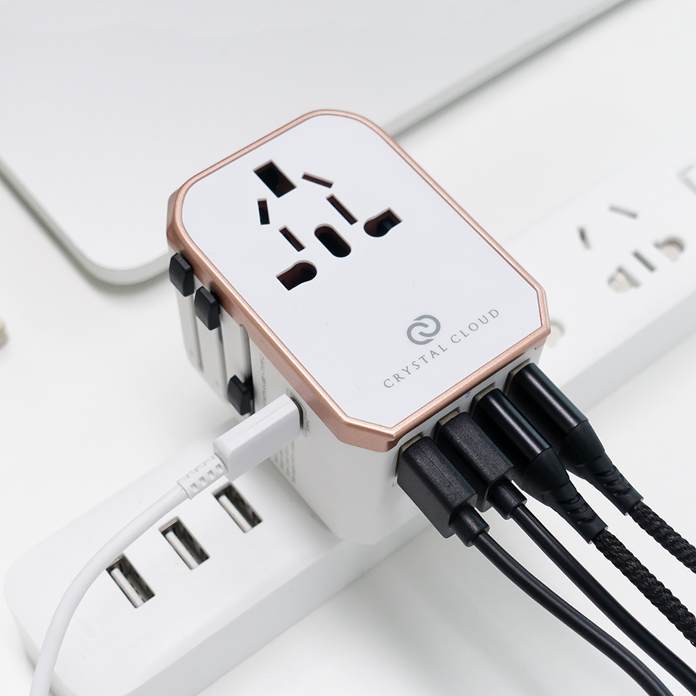 크리스탈클라우드 5포트 USB 5.6A 전세계 여행용 해외 멀티 플러그 어댑터 돼지코 CC-305Plus