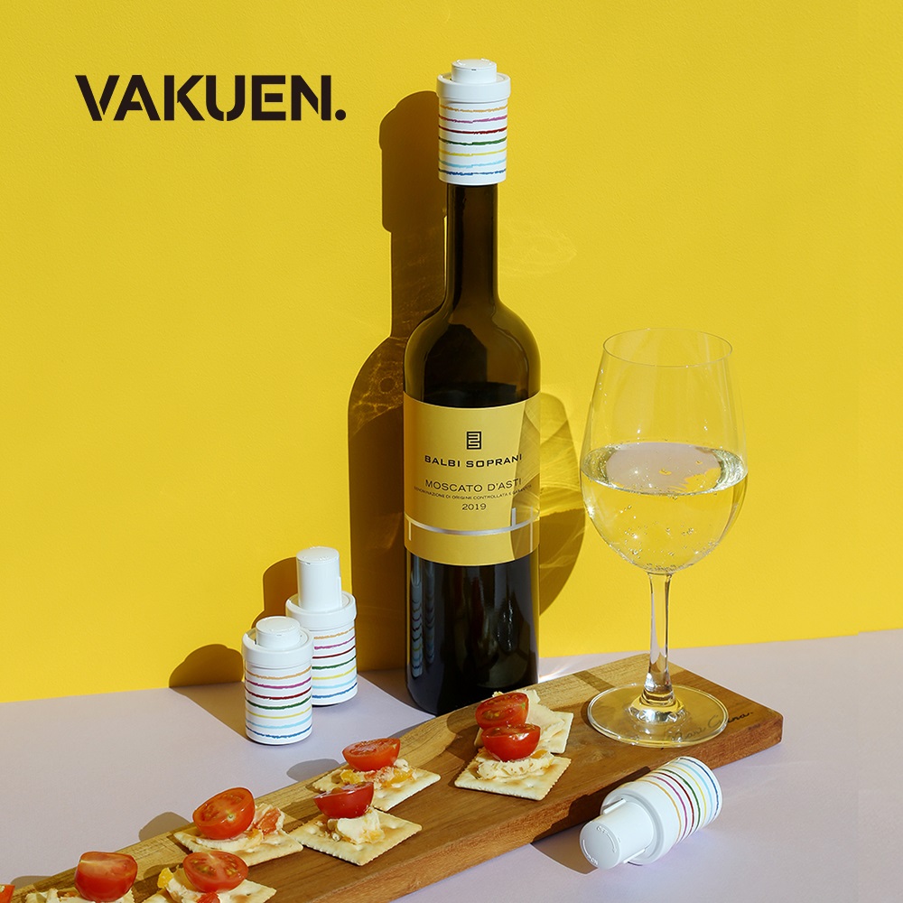 VAKUEN 바퀜 위더 레인보우