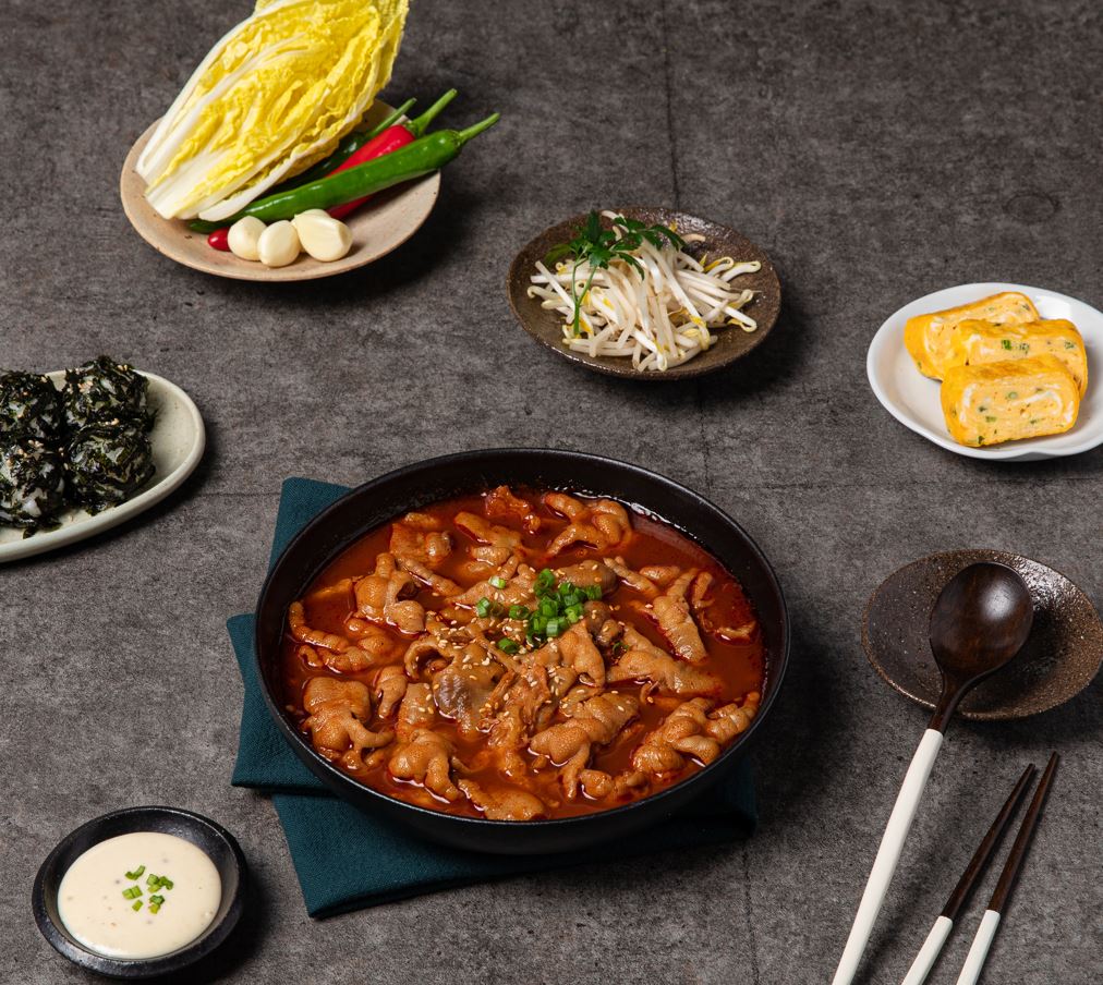 [저세상푸드] 저세상 무뼈 국물닭발 580g