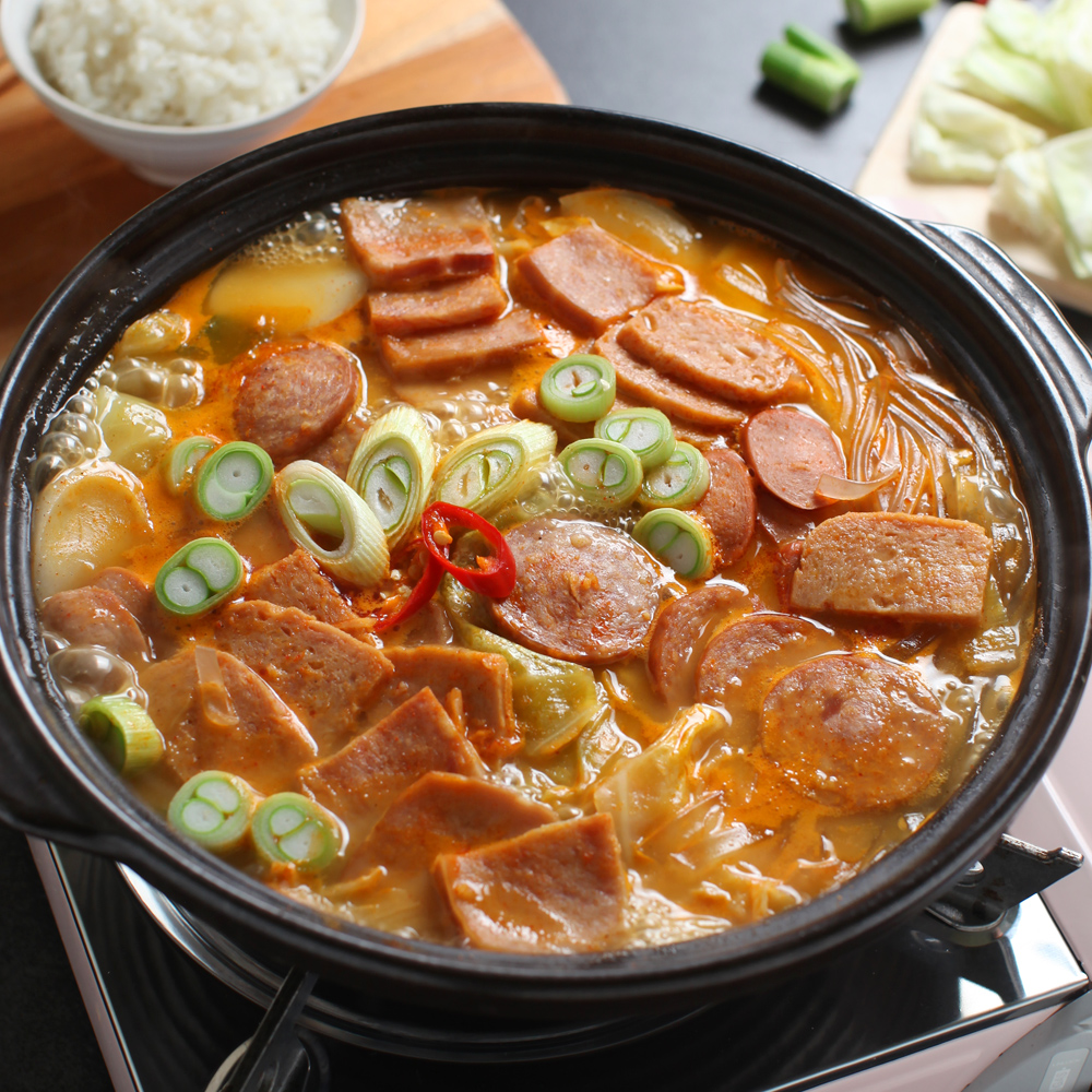 [새벽집] 청담동 미슐랭 27년 맛집, 명품 부대찌개 600g 3/5/7/10팩