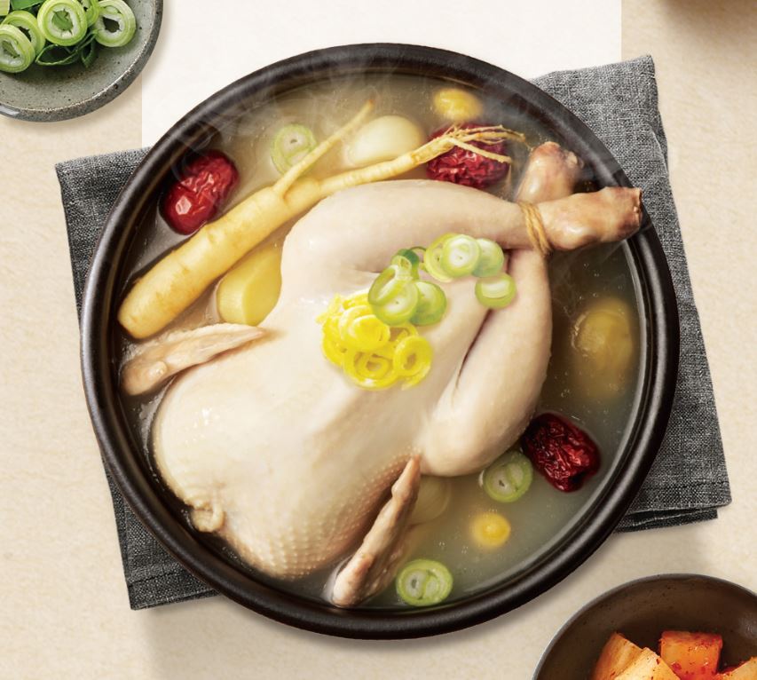 [20% 쿠폰] 국내산 삼계탕 (900g)