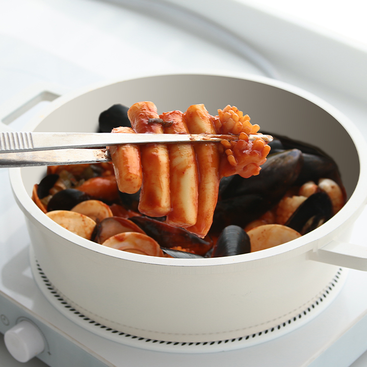 지브로와 해물 떡볶이 500g 바다그맛 얼큰 맛집 해물 밀키트