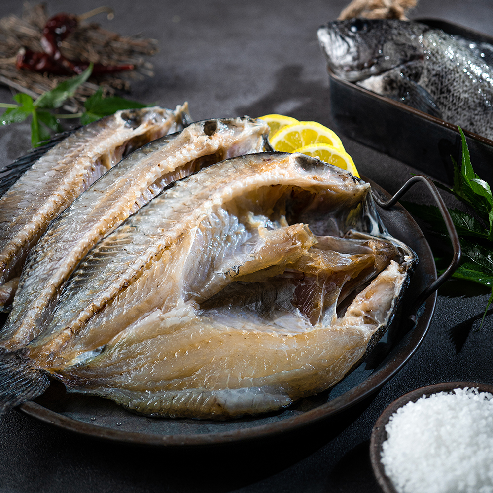 [산지직송] 통영직송 반건조우럭 2미 자연해풍 건조