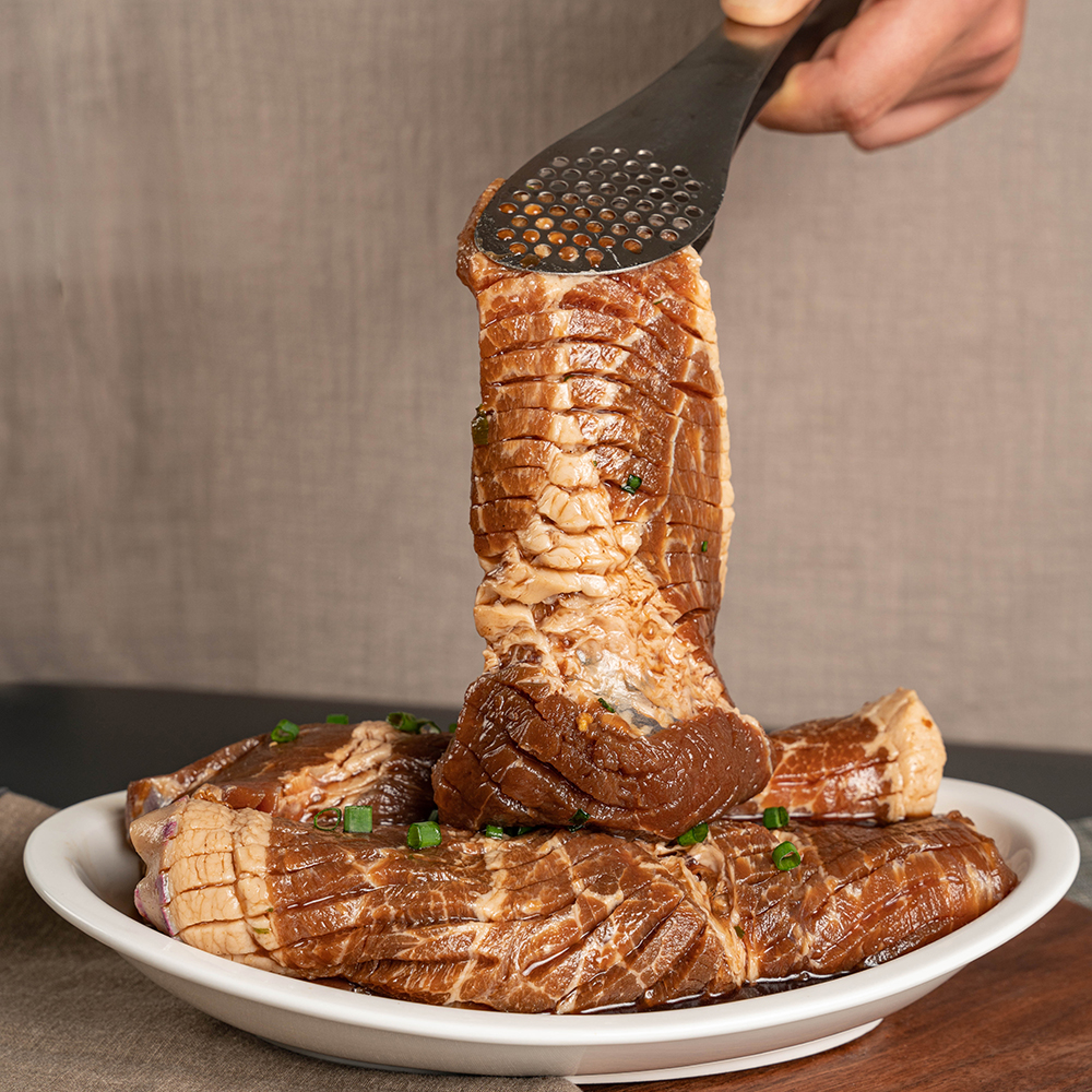 제주 흑돼지 왕 양념구이 1.2kg + 1.2kg 대표이미지 섬네일