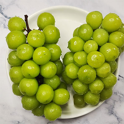 최상급 고당도 샤인머스켓 1kg 2kg[2수/4수] 수출용 선물용 청포도 대표이미지 섬네일