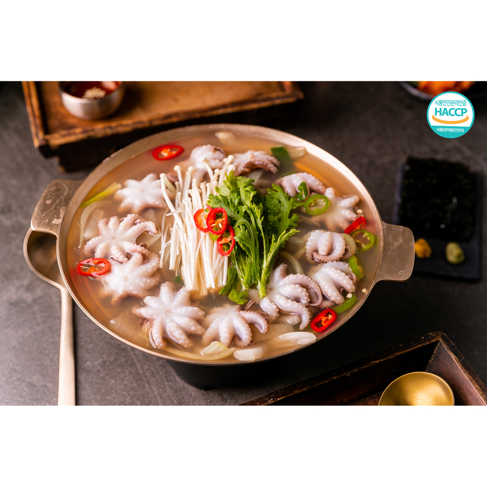 진한 국물로 몸보신! 대궐 쭈꾸미 연포탕 3,4인분 