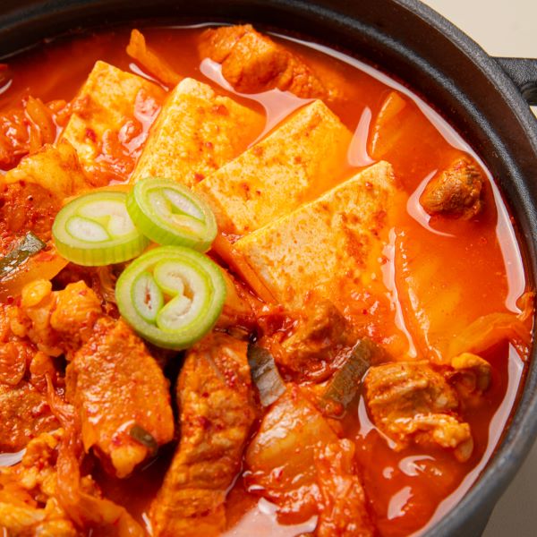 쿡솜씨 돼지고기 김치찌개 2인분 밀키트