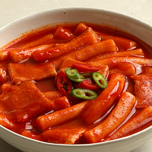 토끼밀 즉석 떡볶이 매운맛 2세트 + 짜장맛 2세트 + 어묵 100g 총 8인분