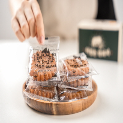 고창 땅콩 분태로 만든, 옳곡 땅콩 약과300g x 1set (10개입) 대표이미지 섬네일