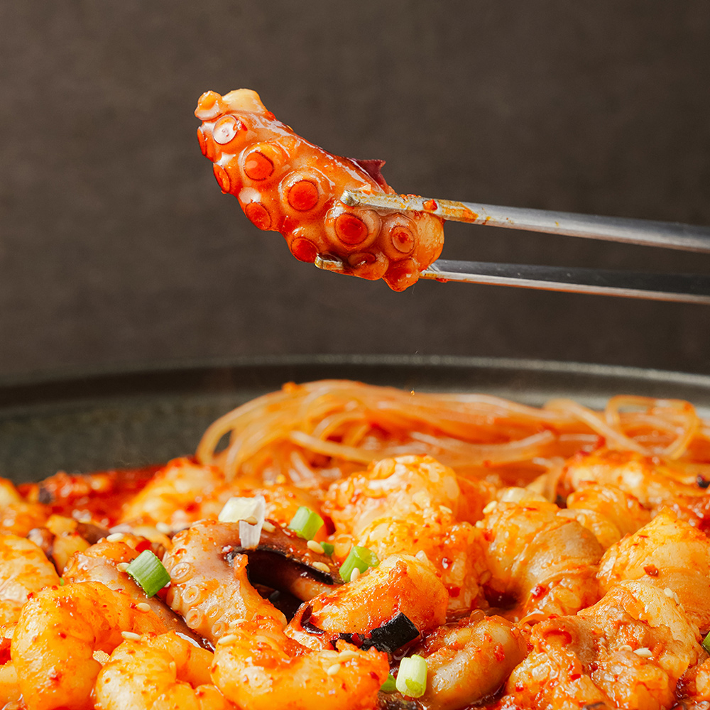부산 낙곱새 간편 밀키트 2인분 700g 캠핑 밀키트 술안주 매운 낙지 매콤 양념 조방할매낙지
