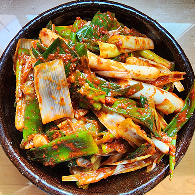 입에 착 붙는 감칠맛 알싸한 진도 대파김치 1kg