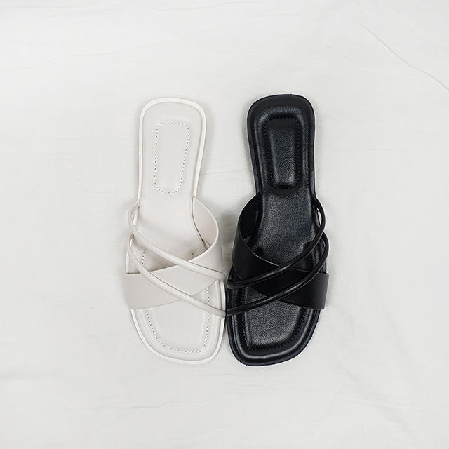 아벨 스퀘어 사선 크로스 스트랩 쿠션 슬리퍼 2cm