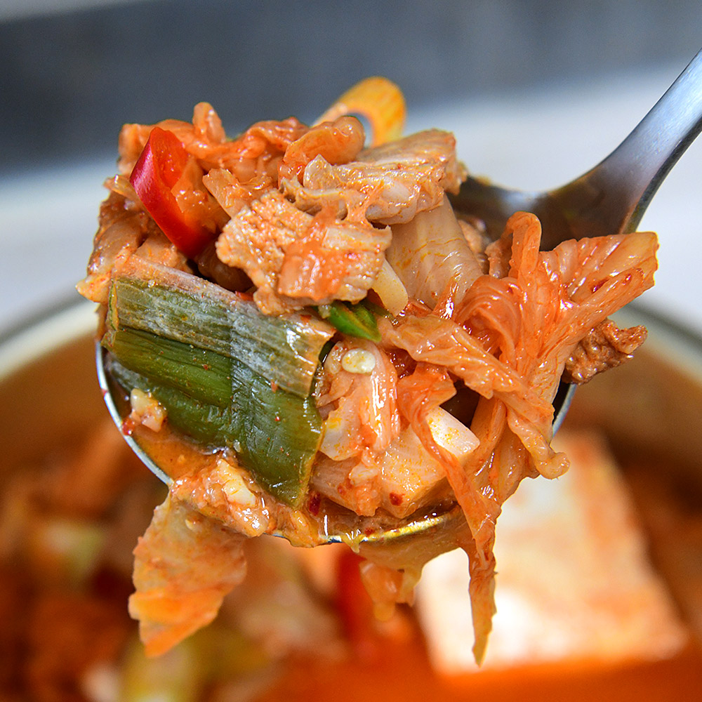 팔공산맛집 국내산 돼지고기 김치찌개 350g (2팩/4팩/6팩)