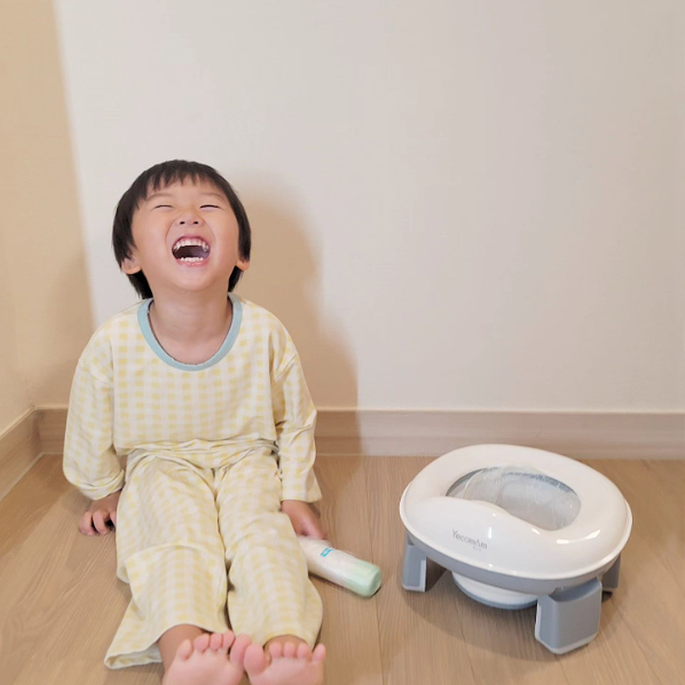 예꼬맘 휴대용 유아변기 대표이미지 섬네일