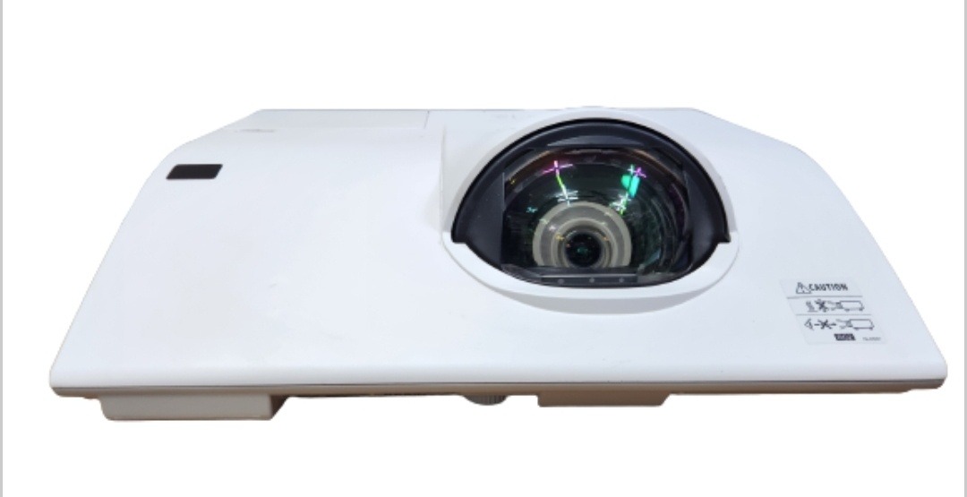 단초점 HITAHCI CP - X302(301)WN 중고빔프로젝터  대표이미지 섬네일