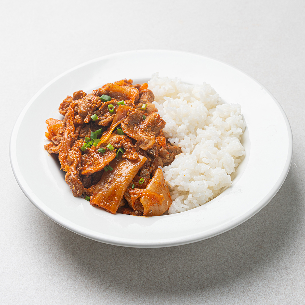 [갓셰프] 돼지고기 묵은지 두루치기 230g x 3팩 / 국내산 김치 / 전자레인지3분
